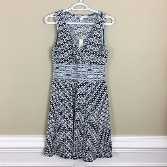 Max Studio Dresses & Skirts - Max Studio Sleeveless Cross Wrap Front Top Dress